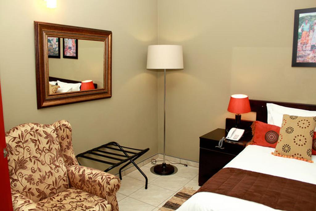 2Ten Hotel Sibasa 외부 사진